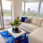 Brand New Oceanview 3 Bedroom With Private Jacuzzi