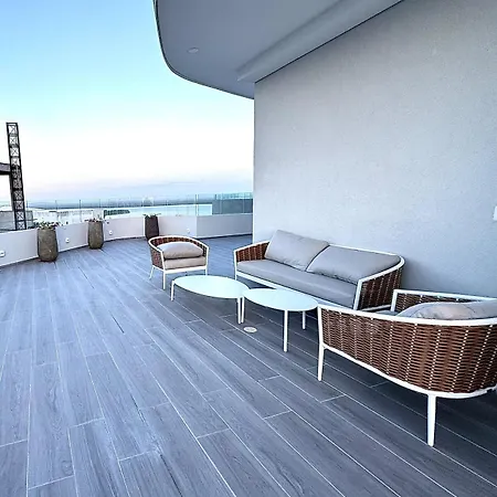 Apartment Brand New Oceanview 3 Bedroom With Private Jacuzzi *