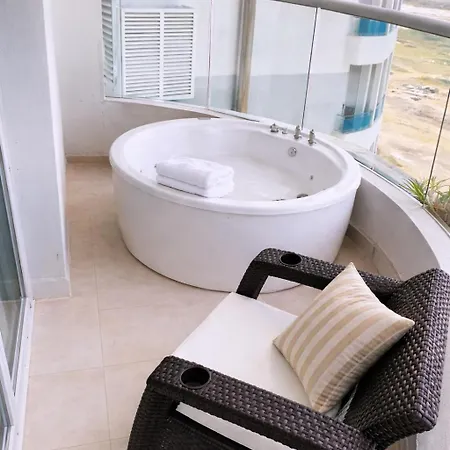 Brand New Oceanview 3 Bedroom With Private Jacuzzi