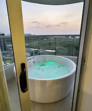 Brand New Oceanview 3 Bedroom With Private Jacuzzi Cartagena