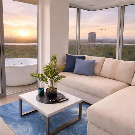 Brand New Oceanview 3 Bedroom With Private Jacuzzi Apartment *