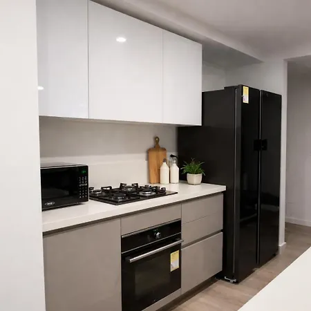 Brand New Oceanview 3 Bedroom With Private Jacuzzi *