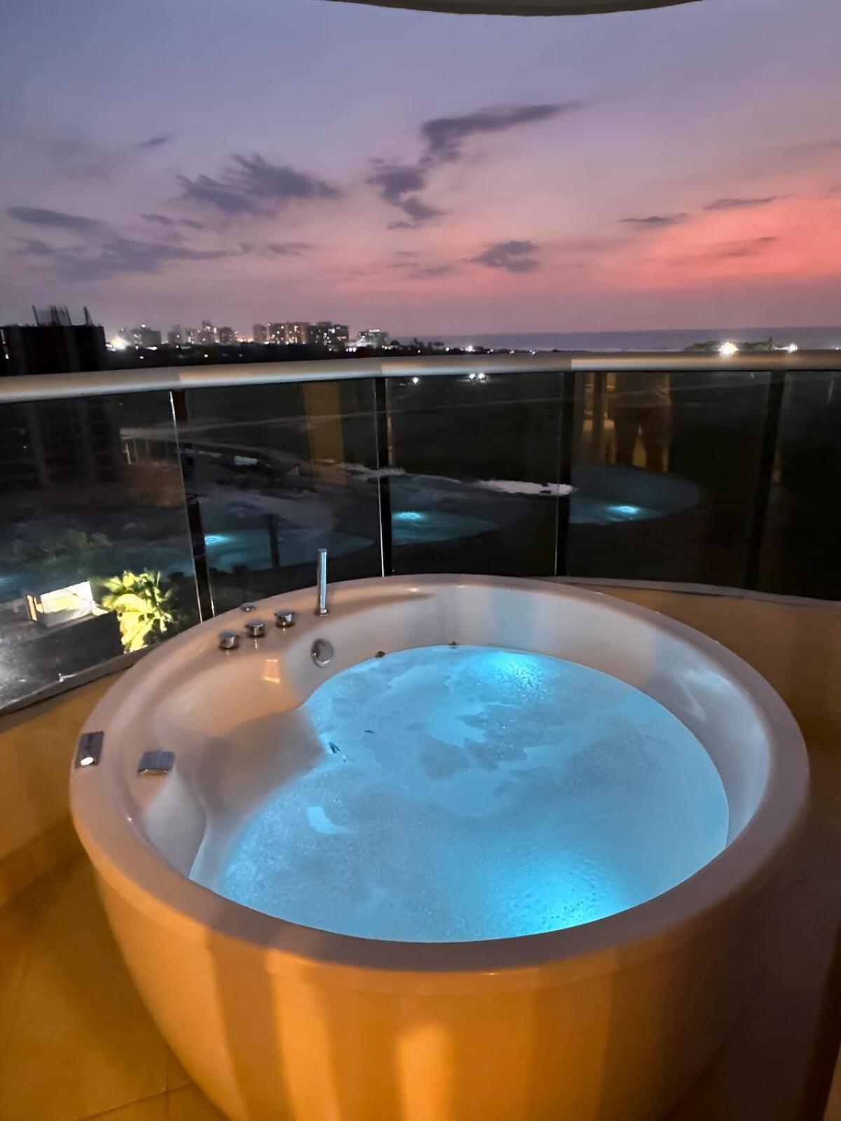 Brand New Oceanview 3 Bedroom With Private Jacuzzi Apartamento Cartagena
